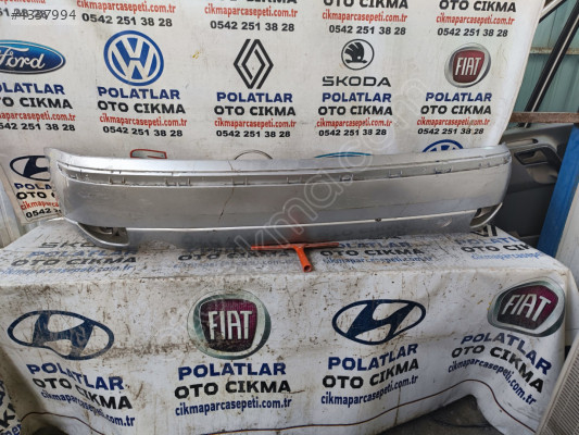 Ford Focus 1 Hb arka tampon