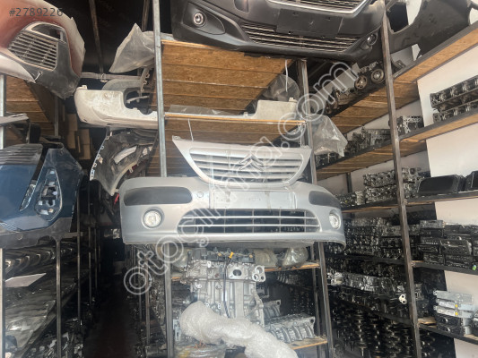 Citroen c3 ön tampon hatasız orijinal