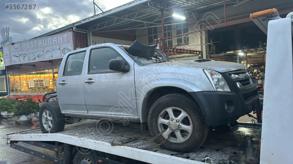 2011 ISUZU DMAX ÇIKMA ORJİNAL HATASIZ YEDEK PARÇALARI