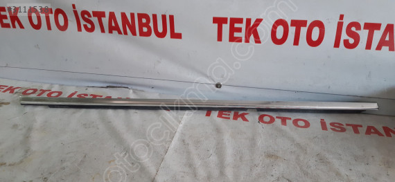 Mercedes E 212 KAPI ÇITASI SAĞ ARKA A2127350265