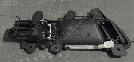 AUDİ A4 SOL İÇ KAPI KOLU ORJİNAL