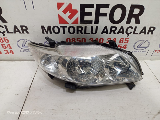 TOYOTA COROLLA SAĞ FAR ÇIKMA ORİJİNAL PARÇA