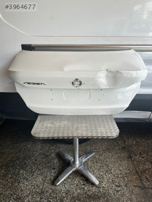Egea bagaj kapağı