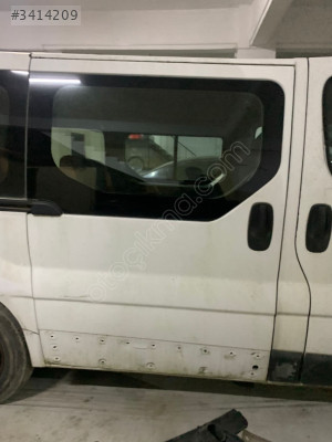 OPEL VİVARO SAĞ SÜRGÜLÜ KAPI BEYAZ HATASIZ