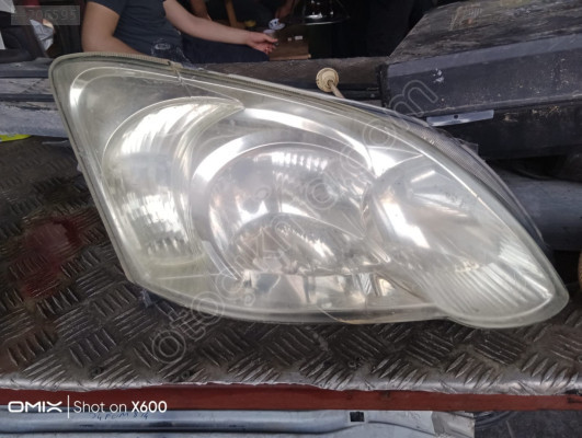 Toyota Corolla (2003-2007) sağ ön far orijinal