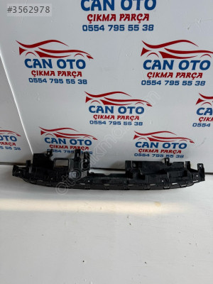 2024+2025 Ford Courier Ön Tampon Radyotör Üst plastiği