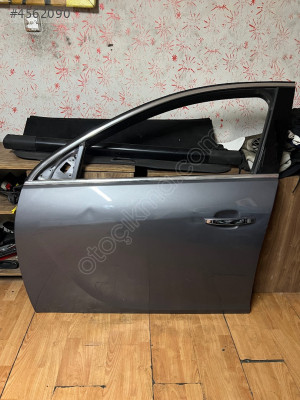 İNSİGNİA SOL ÖN KAPI ORJİNALL ÇIKMAA PARÇAA