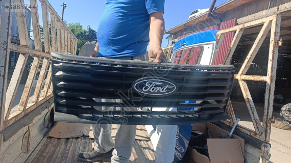 FORD COURİER ÖN PANJUR ORJ ÇIKMA 2024