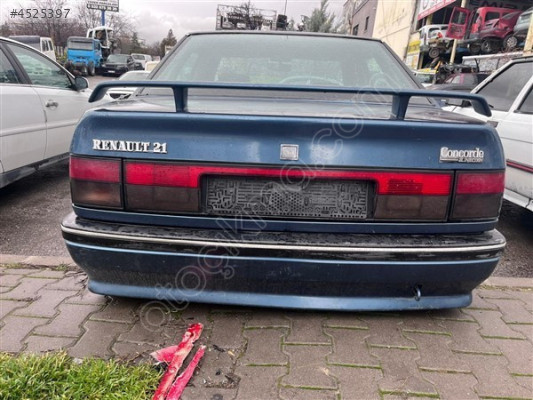 Renault R21 arka tampon