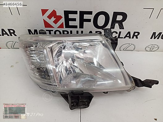TOYOTA HİLUX SAĞ FAR ÇIKMA ORJİNAL YEDEK PARÇA 10-13 MODEL