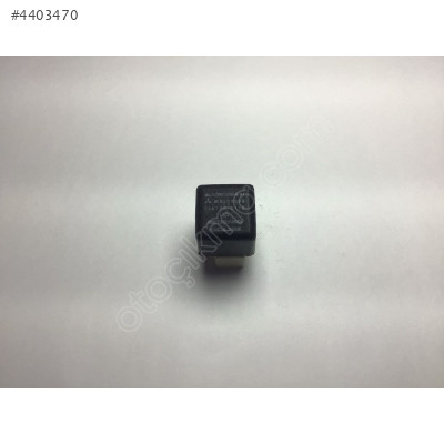 Mitsubishi Toyota Güç Rölesi MB629080 156700-0110