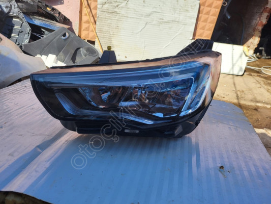 Opel grandland x sağ ön far