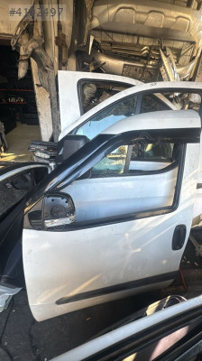 FİAT DOBLO SOL ÖN KAPI KKONUK OTO 05366077016