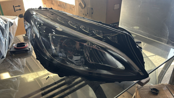 MERCEDES C SERİ W205 TEK MERCEK LED SAĞ FAR