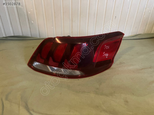 PEUGEOT 301 ÇIKMA ORJİNAL  ARKA SAĞ STOP LAMBASI 9817299580