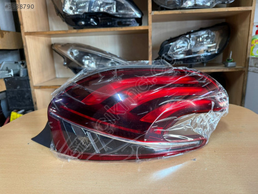 PEUGEOT 208 SAĞ STOP