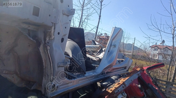 Fiat Doblo 3 sol masbiyel kesme yedek parça