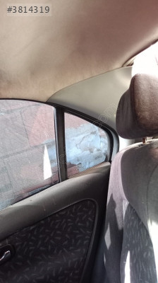 honda civic sağ arka kelebek camı