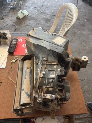 Renault clio kalorifer kutusu klimalı dış cam altı