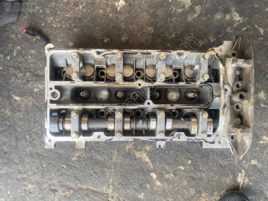 FORD FOCUS 1.6 SİLİNDİR KAPAĞI