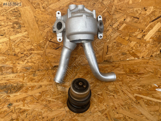 PORSCHE CAYENNE PANAMERA 4.8 TERMOSTAT 94810603403