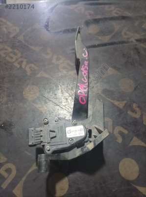 OPEL CORSA C GAZ PEDAL
