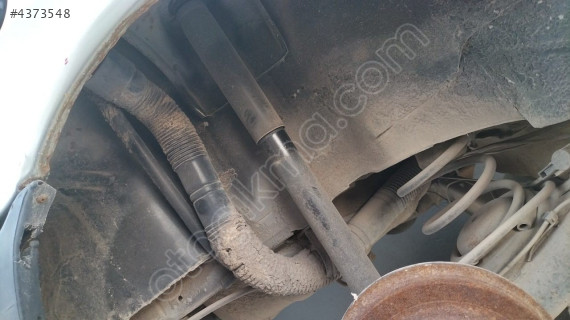 Audi 60 S yakıt dolum borusu