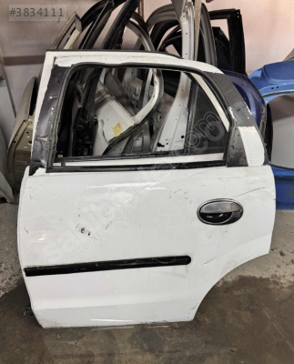 OPEL CORSA C SOL ARKA KAPI DOLU EYUPCAN OTO'DA