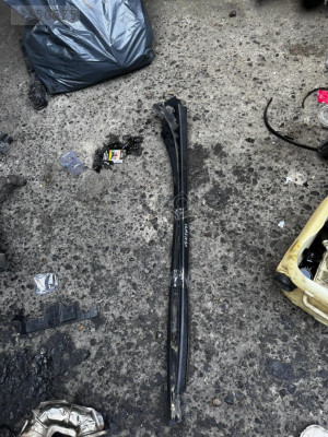 RENAULT TRAFİC ÖN CAM ÇITALAR KONUK OTO