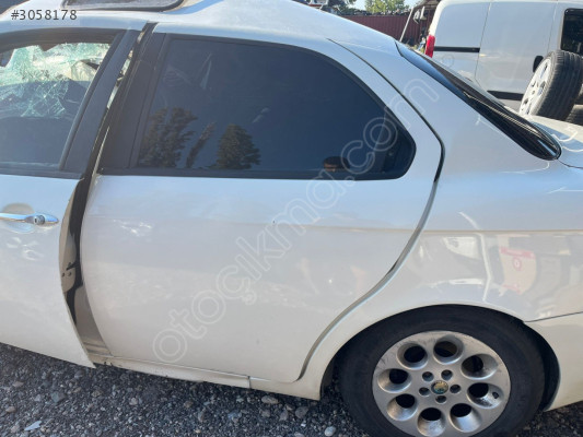 ALFA ROMEO 156 SOL ARKA KAPI DOLU MONTECAR