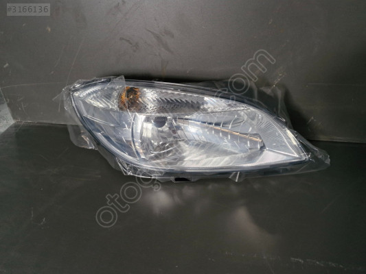 SKODA FABİA SAĞ ÖN FAR SIFIR 2011 2012 2013 2014 2015