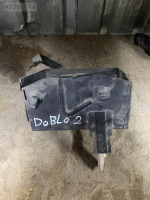 Doblo 2 akü alt plastiği