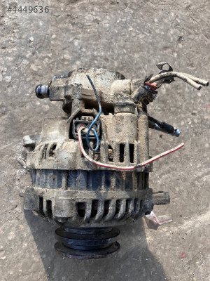 Mitsubishi L300 şarj dinamosu