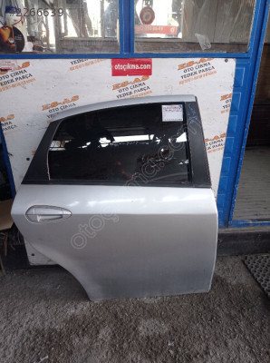 Fiat Linea Çıkma Sağ Arka Kapı Dolu 2010-2015