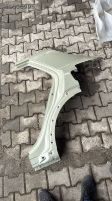 Kia stonic sol arka çamurluk