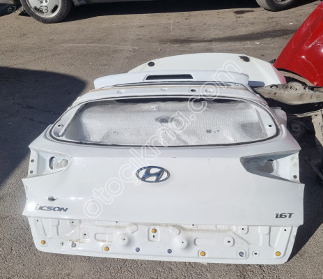 HYUNDAİ TUSCON BEYAZ BAGAJ KAPUTU ORJİNAL