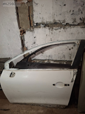 Renault clio hatcbak sol ön kapı