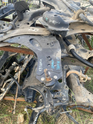 RENAULT TRAFİC 1.9 MOTOR BEŞİĞİ TRAVERS