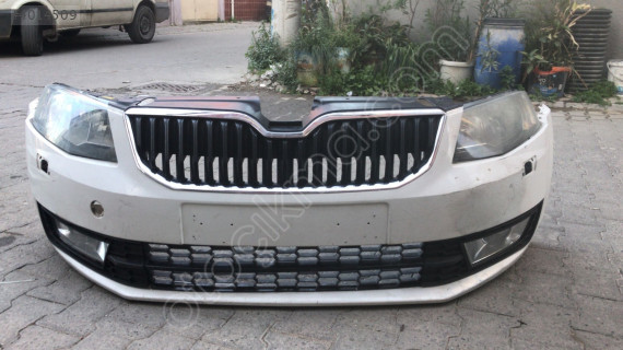 2013-2016 SKODA OCTAVİA DOLU ÖN TAMPON ÇIKMA