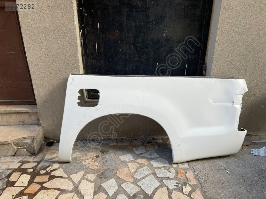 Orjinal Çıkma Toyota Hilux 2009-2015 Sol Arka Çamurluk