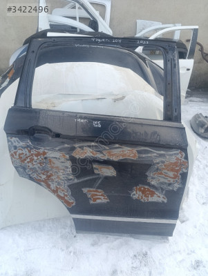 Volkswagen Tiguan sağ arka kapı