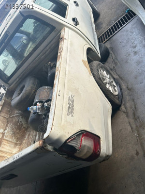 ISUZU D-MAX BAGAJ KASA KOMPLE