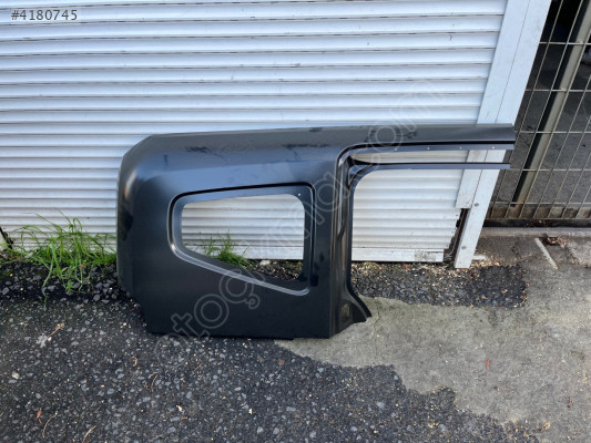 FİAT FİORİNO SAĞ ARKA ÇAMURLUK ORJİNAL SIFIR