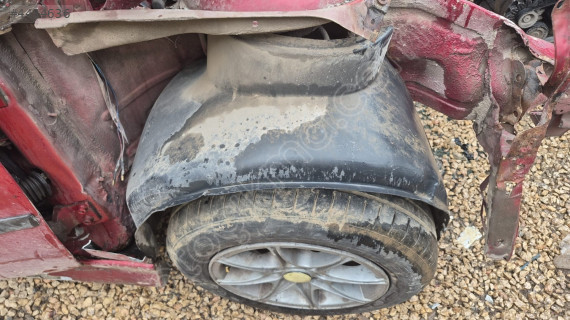 Tipo sağ ön teker Davlumbazı