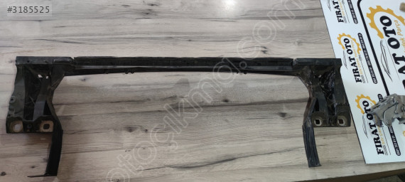 ÇIKMA AUDİ A4 8W0121293A ÖN PANEL