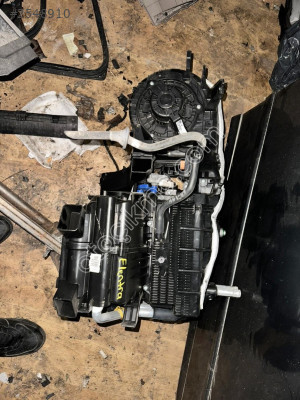 HYUNDAİ ELANTRA  ORJİNAL KALORİFER KUTUSU-KAZANI ÜÇEL OTO