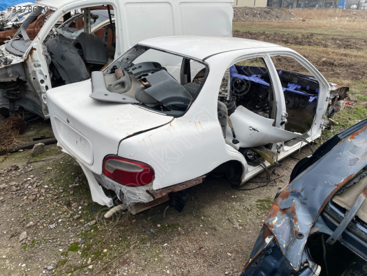 HYUNDAİ ACCENT YUMURTA KASA ÇIKMA PARÇALAR