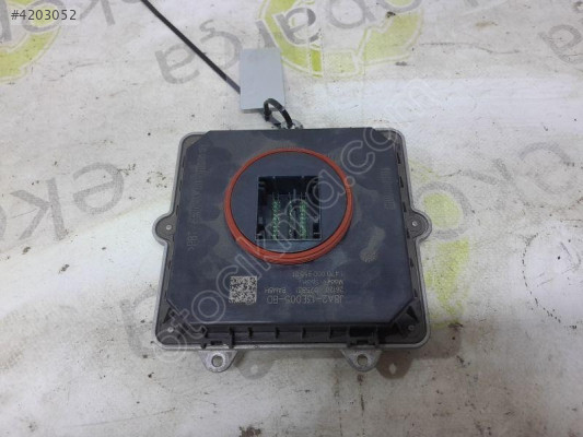 LAND ROVER RANGE ROVER VELAR 2017 2022 L560 FAR BEYNİ J8A2-13E005