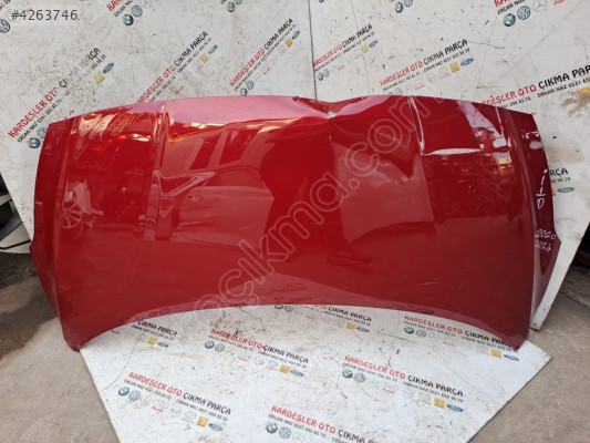 Hyundai i10 motor kaputu (az hasarlı)