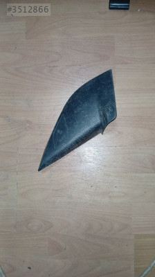 9678378177 citroen c eleys Ön sol kapı köşesi